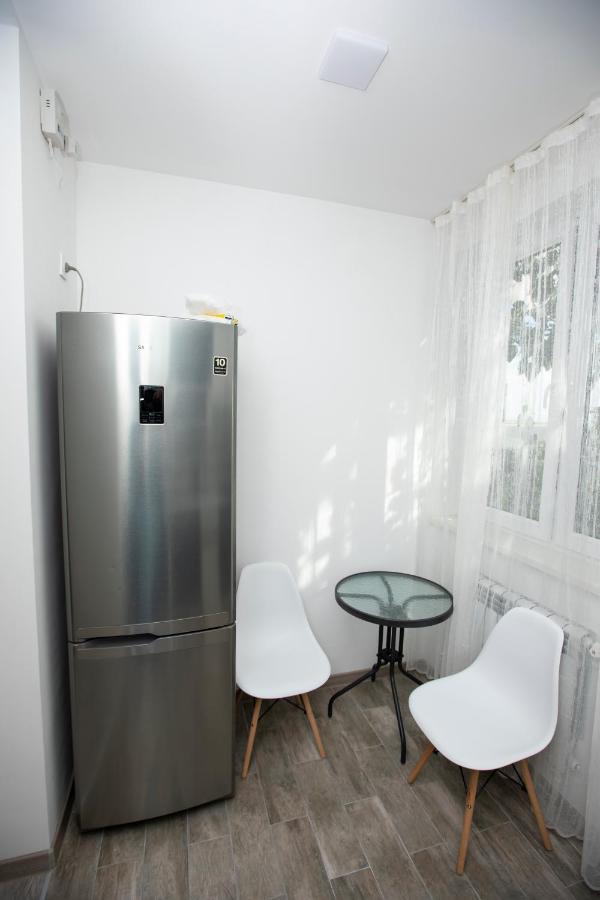 Modern Apartment In The Center With The View Of The Majestic Ararat Ereván Exterior foto