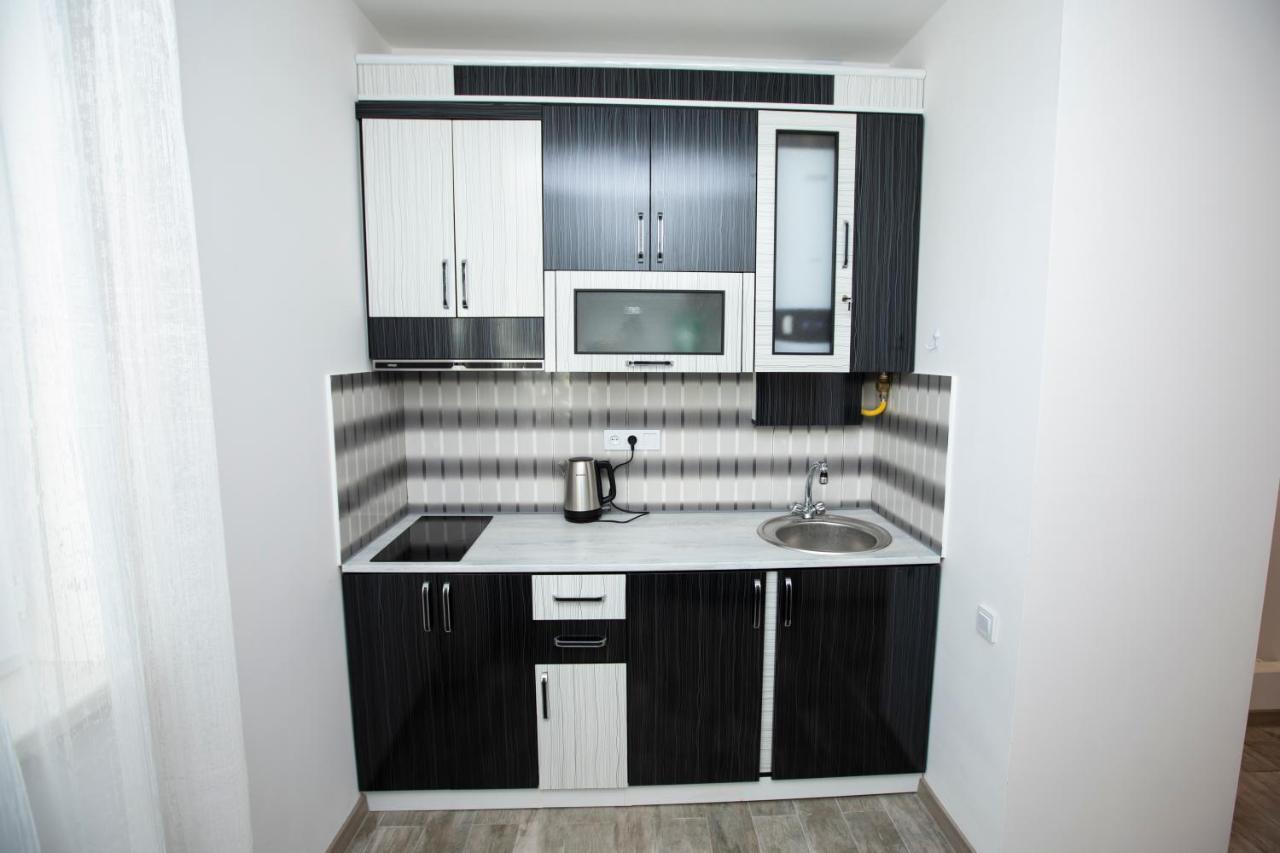 Modern Apartment In The Center With The View Of The Majestic Ararat Ereván Exterior foto